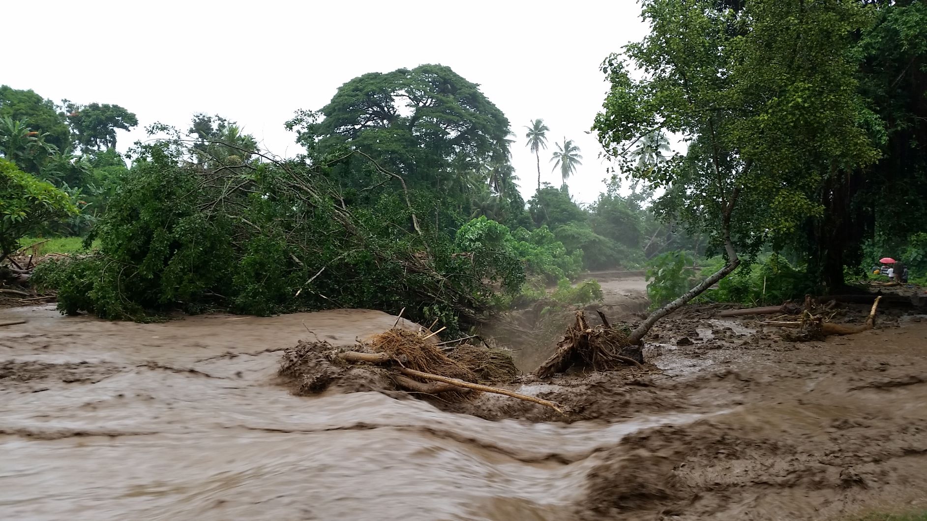 Flooding-en-route-Rabaul