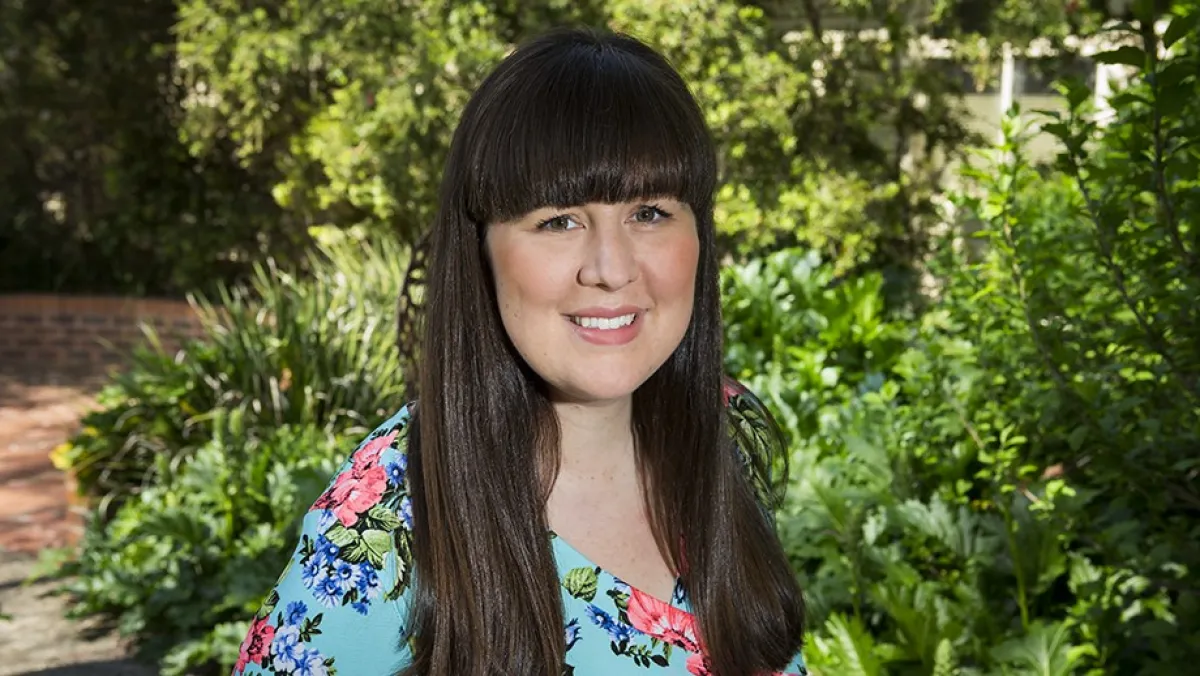 Dr Lou Farrer