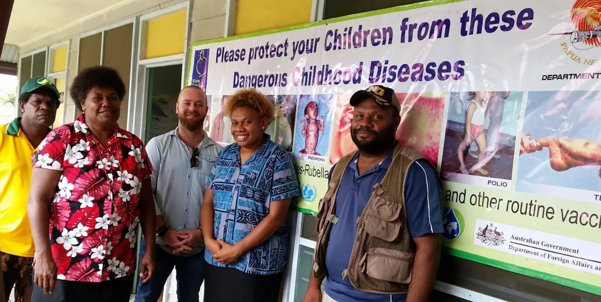 Dr Hendrik Camphor help combat polio in PNG
