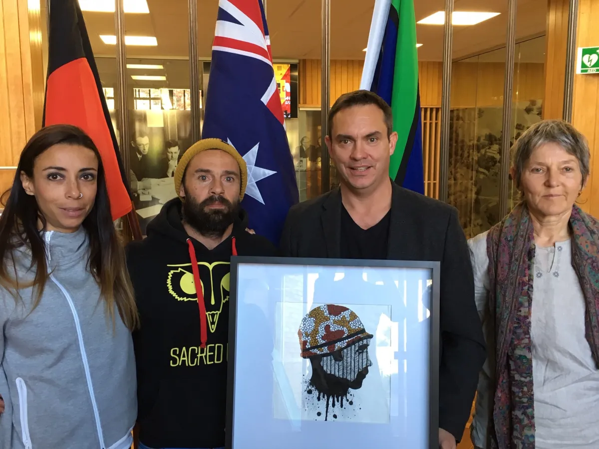 Presentation of Black Anzacs picture