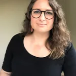 Dr  Christina Heris