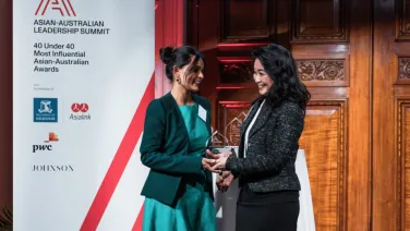 Dr Meru Sheel accepting 40 Under 40 Award